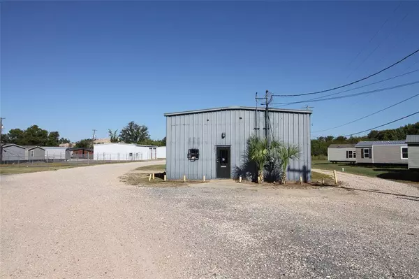 3821 E Texas Street, Bossier City, LA 71111