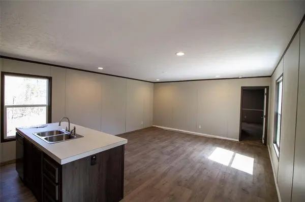 9690 Country Living Drive, Haughton, LA 71037