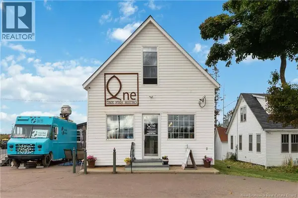 5676-5678 Route 15, Beaubassin East, NB E4N2P6