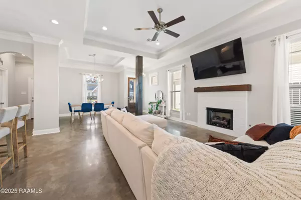 127 Ella Hill ST, Maurice, LA 70555