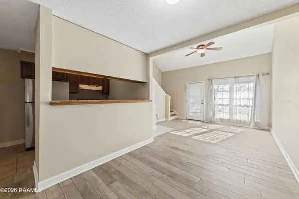 204 Long Plantation BLVD #B, Lafayette, LA 70508