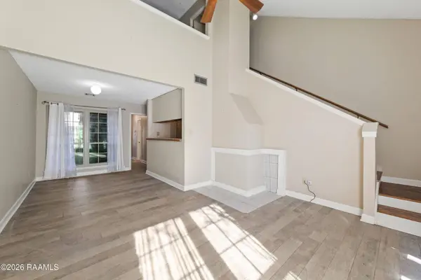 204 Long Plantation BLVD #B, Lafayette, LA 70508