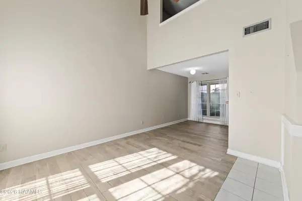 204 Long Plantation BLVD #B, Lafayette, LA 70508