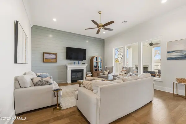 207 Lemongrass LN, Lafayette, LA 70503