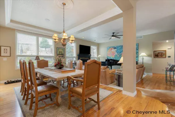 7402 HAWTHORNE DR, Cheyenne, WY 82009