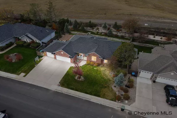 7402 HAWTHORNE DR, Cheyenne, WY 82009