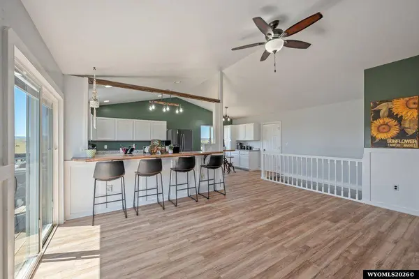 1032 New York Rd, Cheyenne, WY 82009