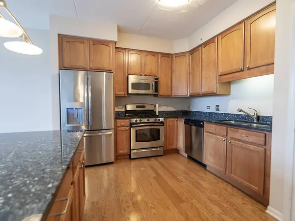 77 N Quentin RD #310, Palatine, IL 60067