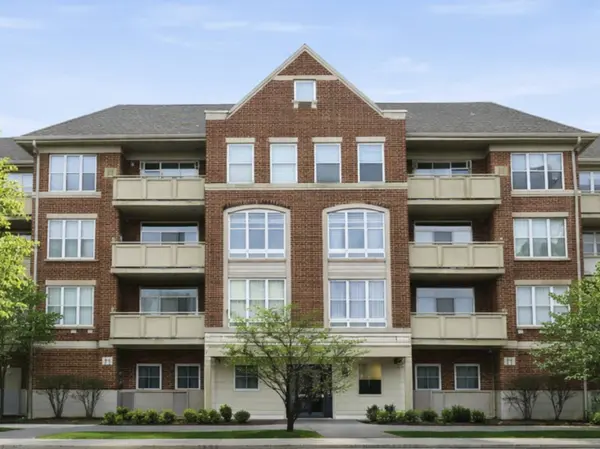77 N Quentin RD #310