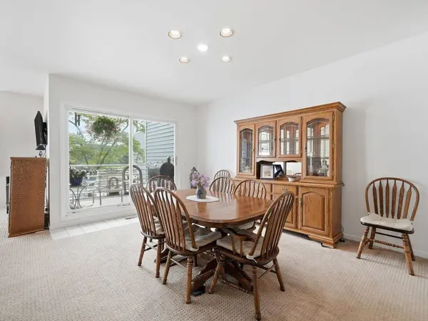 26435 N Ridge CT, Mundelein, IL 60060