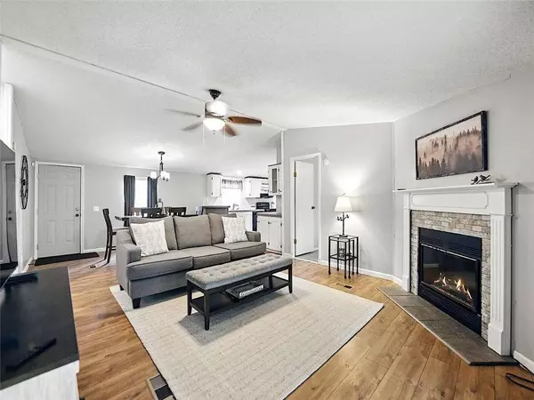 896 JEFFERSON RIVER RD, Jefferson, GA 30549