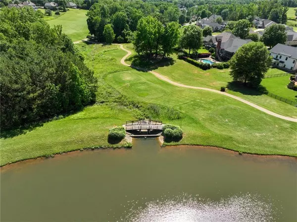 83 Baker Pond CT, Jefferson, GA 30549