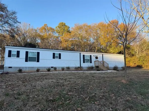 136 Pine ST, Danielsville, GA 30633