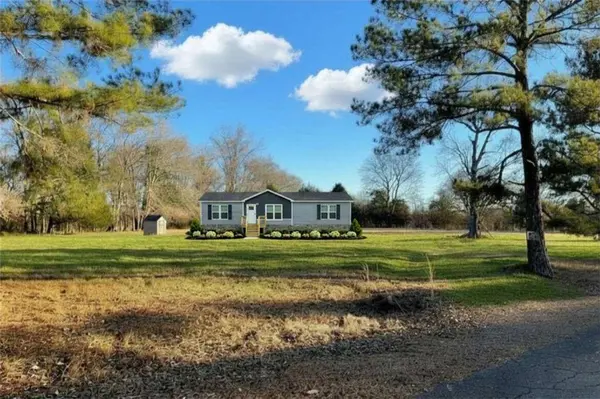 2183 River RD, Elberton, GA 30635