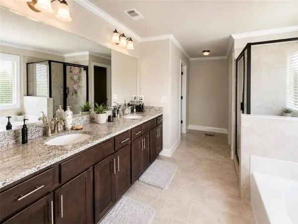 543 Calgary Downs DR, Winder, GA 30680
