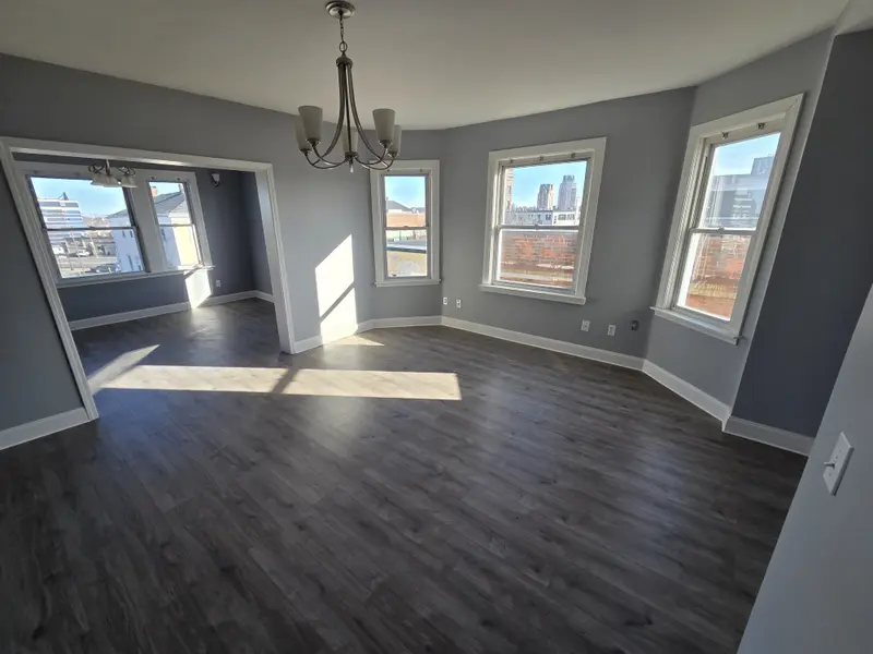 228 Atwells Ave #3, Providence, RI 02903-1528