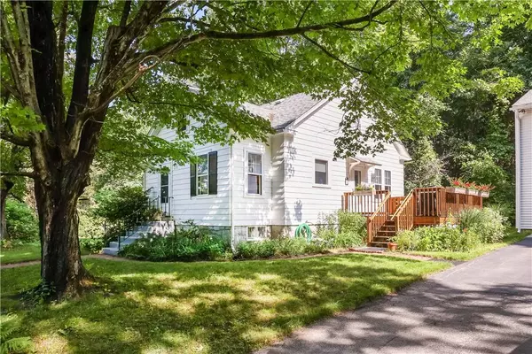 178 Lippitt AVE, Cranston, RI 02921