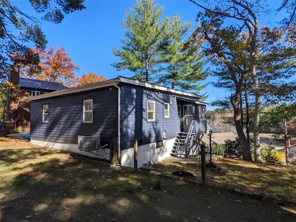 214 Lake DR, Glocester, RI 02814