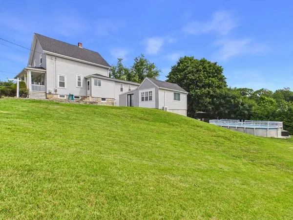 36 Bellevue Ave, North Smithfield, RI 02896
