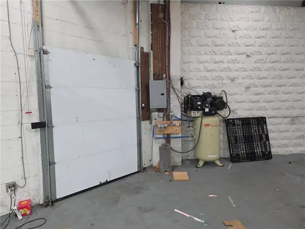 73 Julian ST, Providence, RI 02908