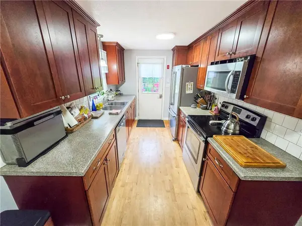 294 Railroad AVE, North Kingstown, RI 02874
