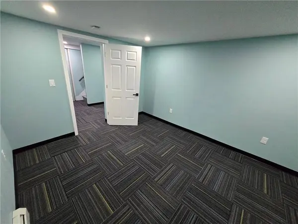 581 Smithfield RD #Unit B, North Smithfield, RI 02896