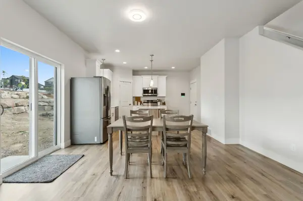 7936 N Bristlecone Rd, Eagle Mountain, UT 84005-6425