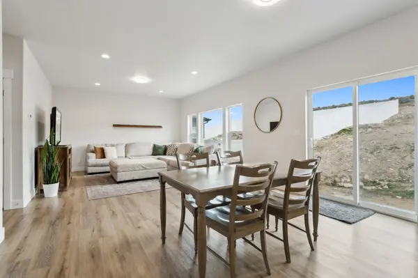 7936 N Bristlecone Rd, Eagle Mountain, UT 84005-6425