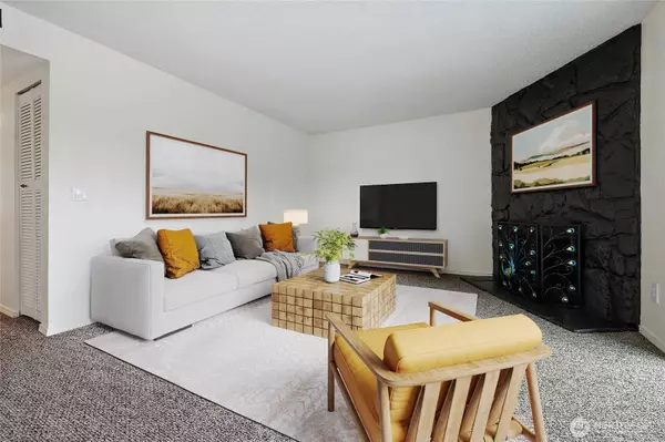 615 75th ST SE #C43, Everett, WA 98203