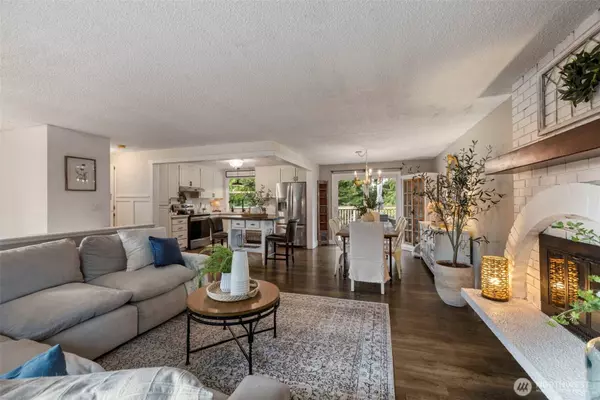 13807 Silver Firs DR, Everett, WA 98208