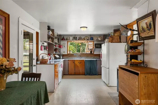 25193 Walker Valley RD, Mount Vernon, WA 98274