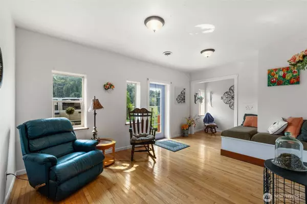 25193 Walker Valley RD, Mount Vernon, WA 98274