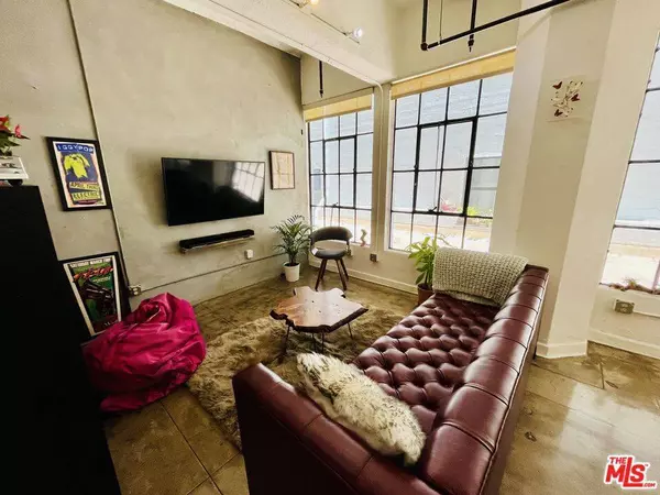 746 S Los Angeles ST #302, Los Angeles, CA 90014