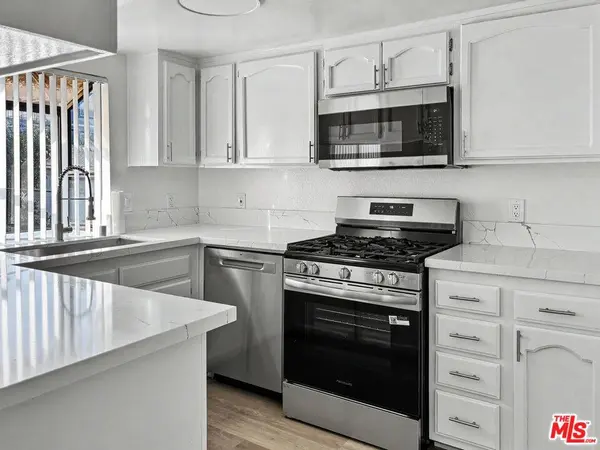 419 N Exton AVE #6, Inglewood, CA 90302