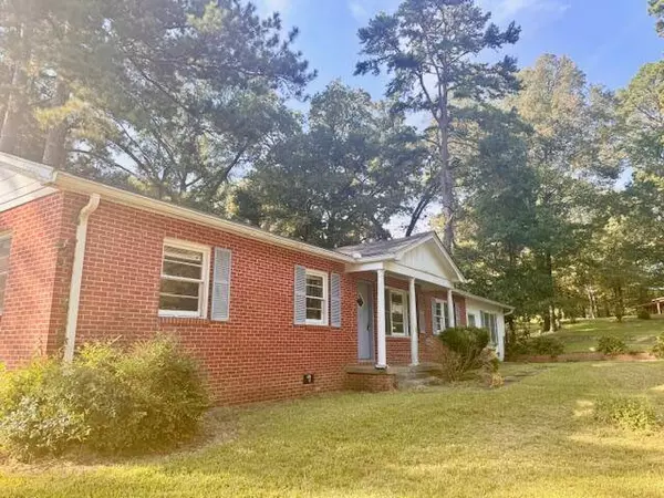 101 Highland Dr, Kosciusko, MS 39090