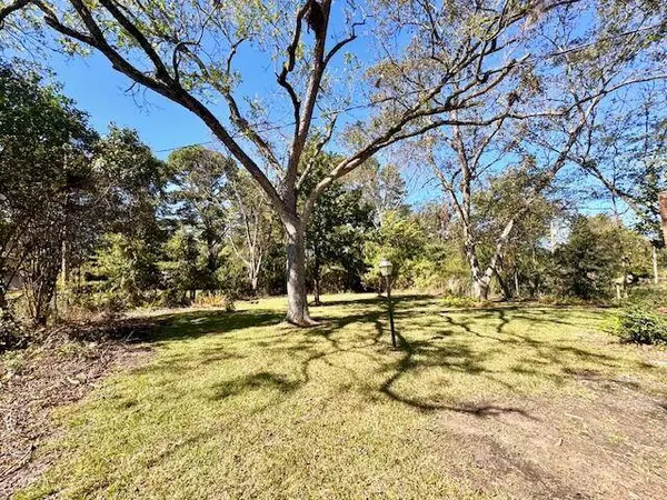 103 Beech St, Columbus, MS 39702