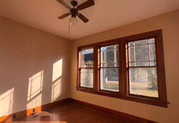 442 Margin St, Grenada, MS 38901