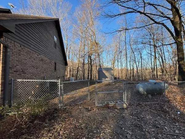 94 Semmes Rd, Grenada, MS 38901