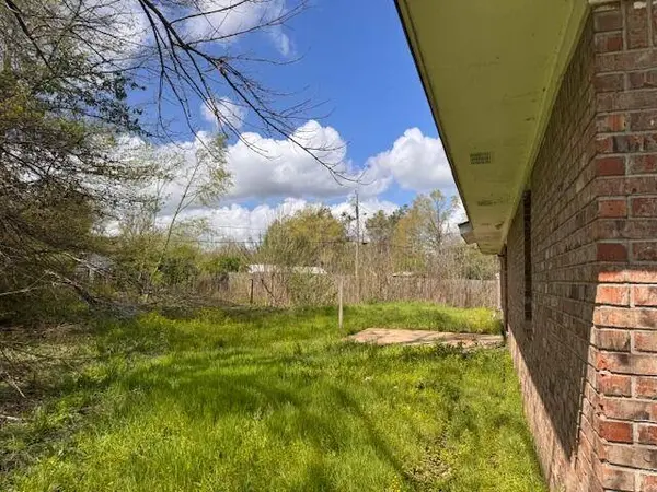 423 Grenada Ave, Grenada, MS 38901