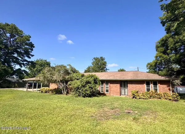 77 Choctaw RD, Starkville, MS 39759