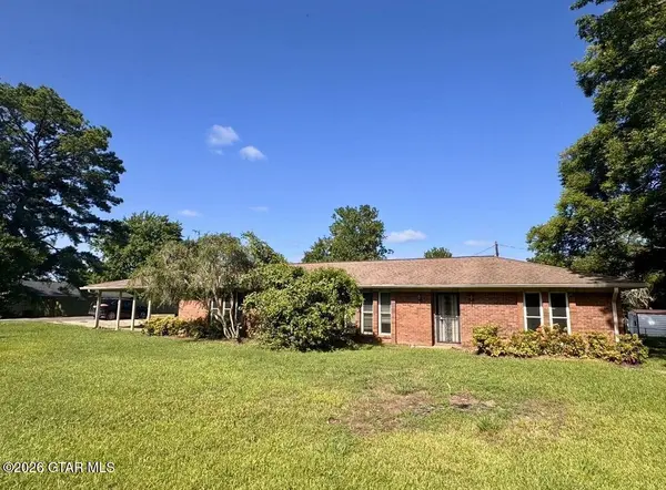 77 Choctaw RD, Starkville, MS 39759