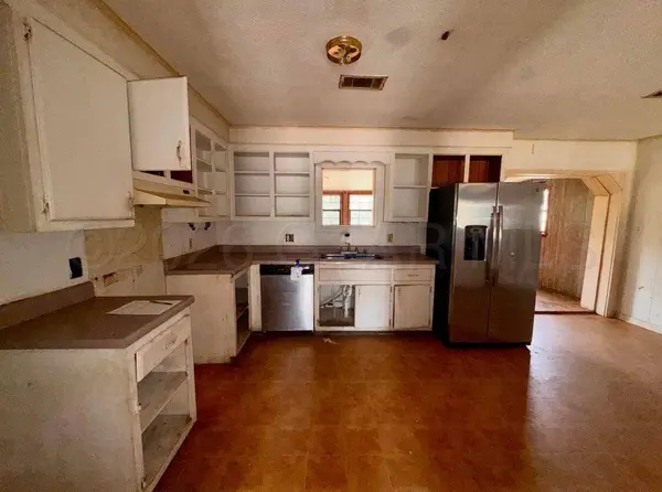 9211 County Road 212, Coffeeville, MS 38922