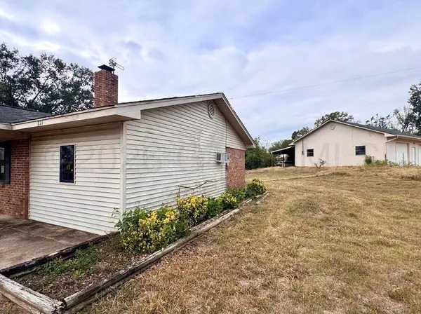 9211 County Road 212, Coffeeville, MS 38922