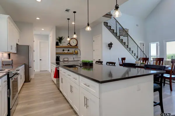 9426 County Road 1200, Athens, TX 75751