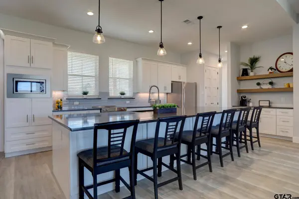 9426 County Road 1200, Athens, TX 75751