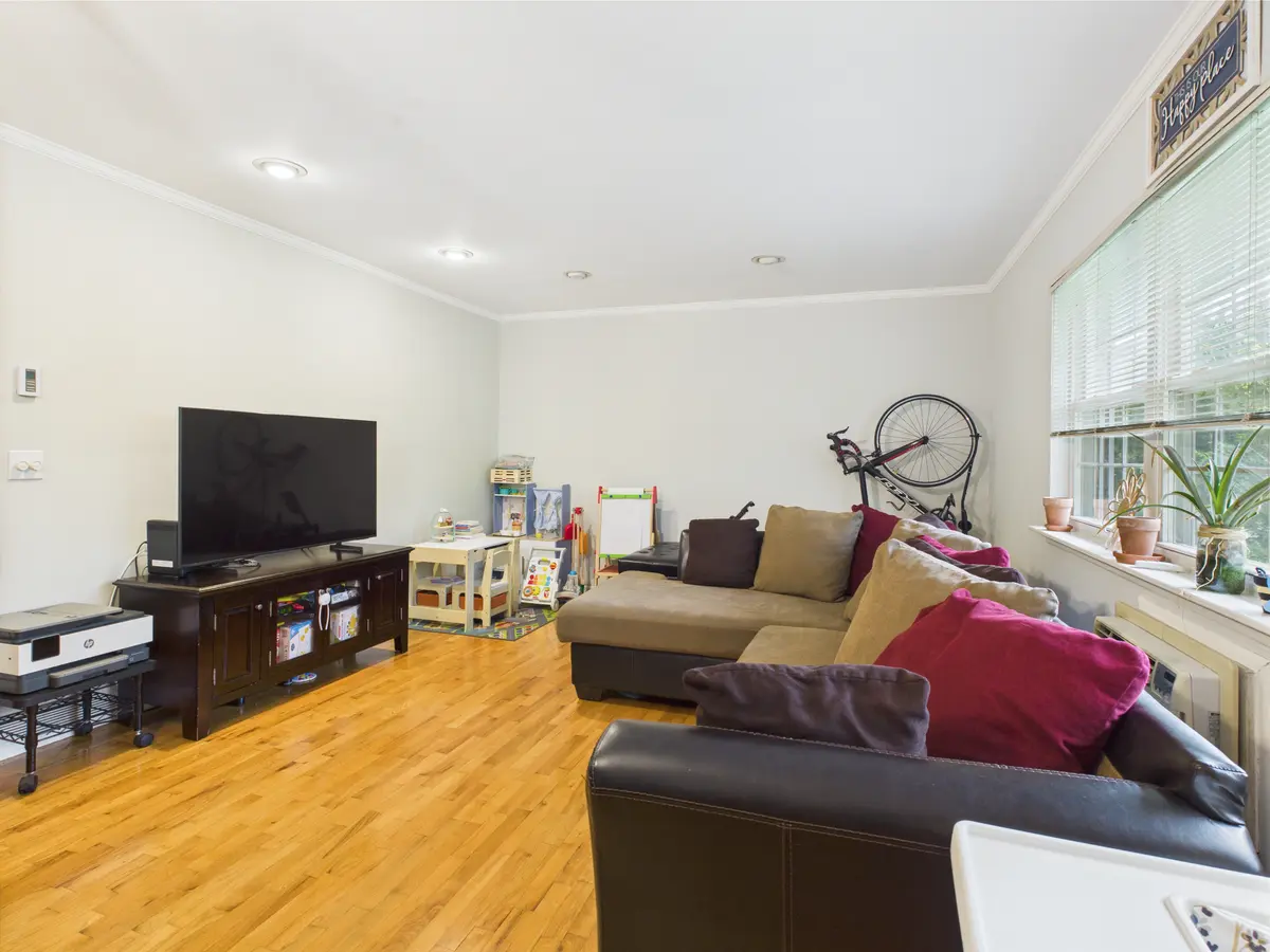 32 Ferncroft Park, Ramsey, NJ 07446-2575