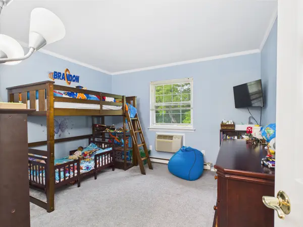 32 Ferncroft Park, Ramsey, NJ 07446-2575