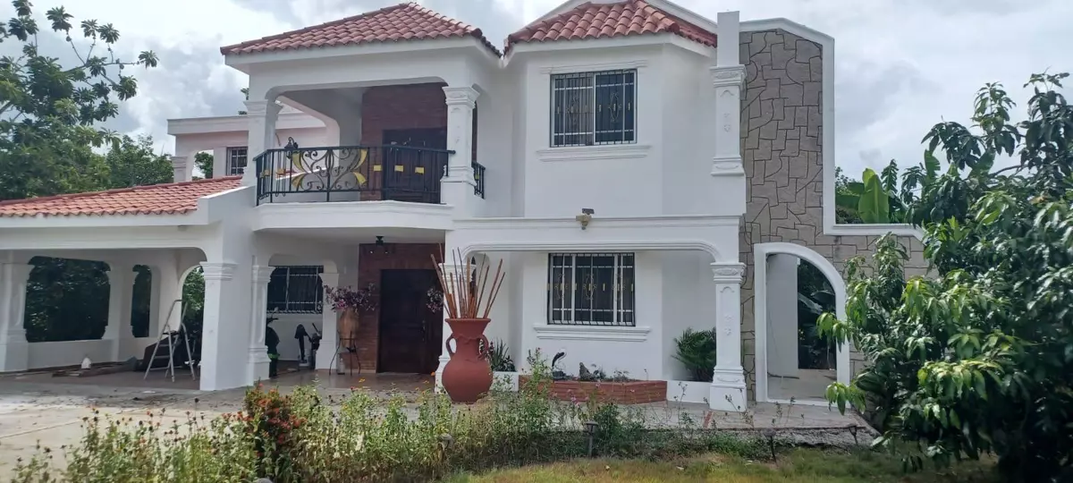 Santiago, Republic,Laguna Prieta