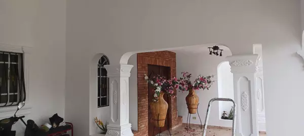 Santiago, Republic,Laguna Prieta