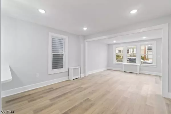 326 Ogden St, City Of Orange Twp., NJ 07050